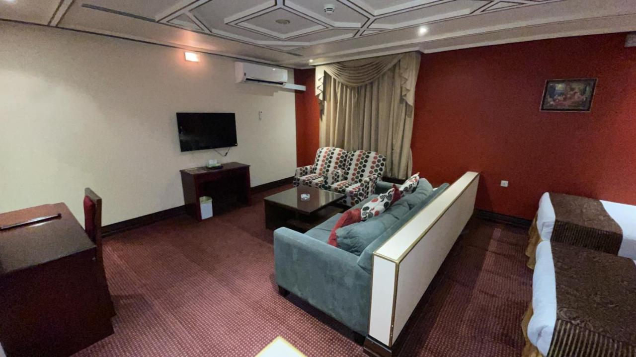 Al Mansour Grand Hotel Ḩafar al Bāţin Exterior foto